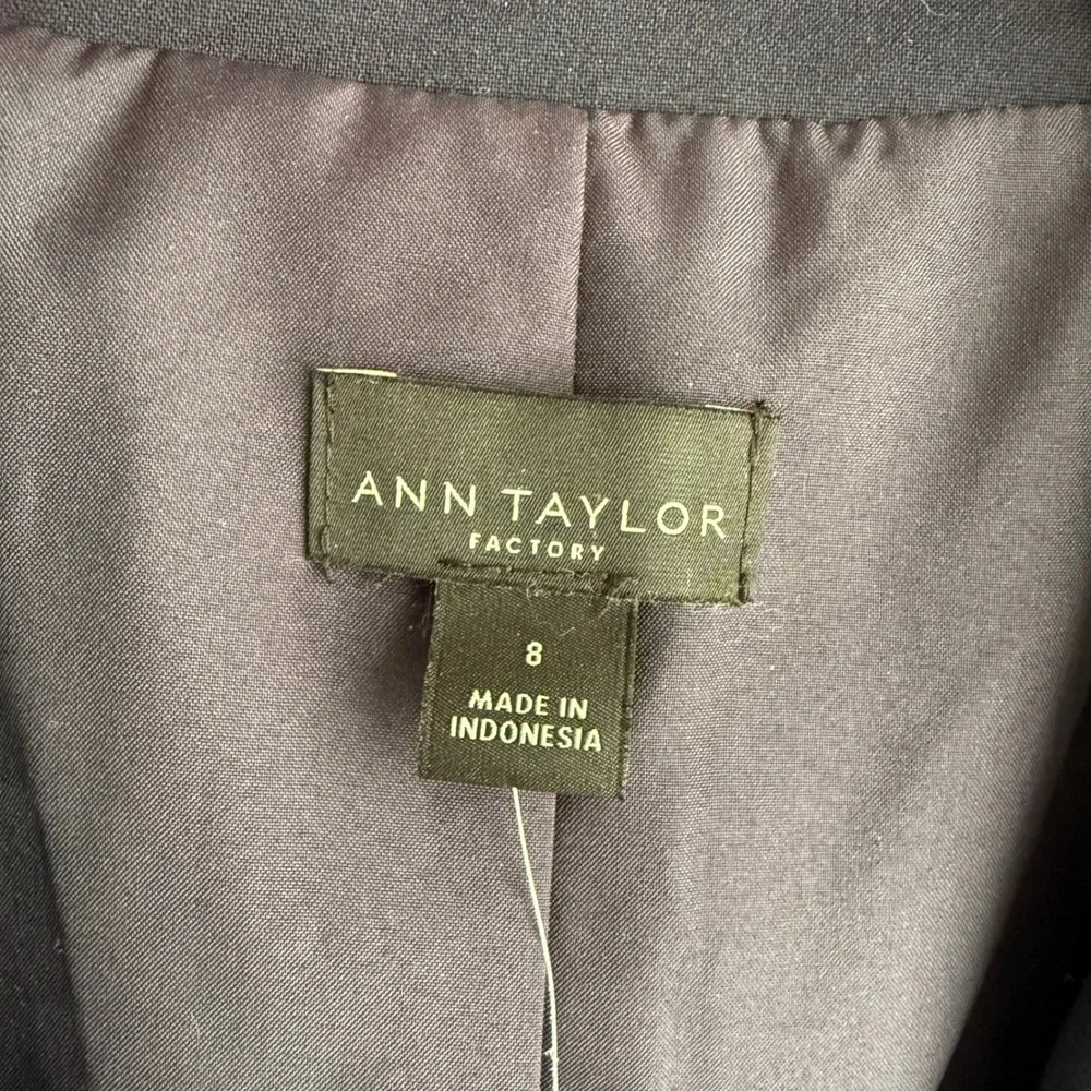 NWT ANN TAYLOR Factory Navy One Button Ladies Blazer, 8